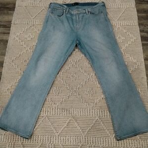 NWOT Gap 💙Denim Boot Light Wash Jeans